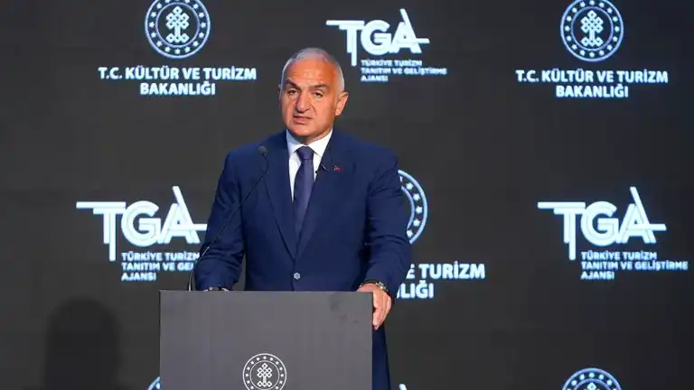 Ersoy: 2025'te 65 Milyon Turist Hedefi! Ersoy: 2025'te 65 Milyon Turist Hedefi!