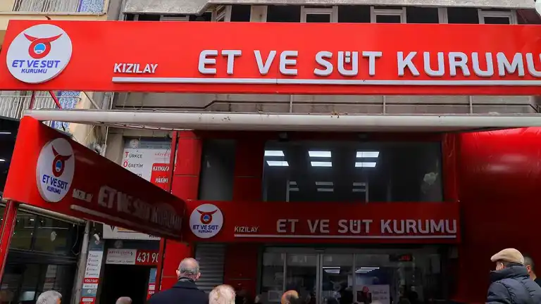 Ramazan'da Uygun Fiyatlı Et: 40 Bin Hayvan Tedariki